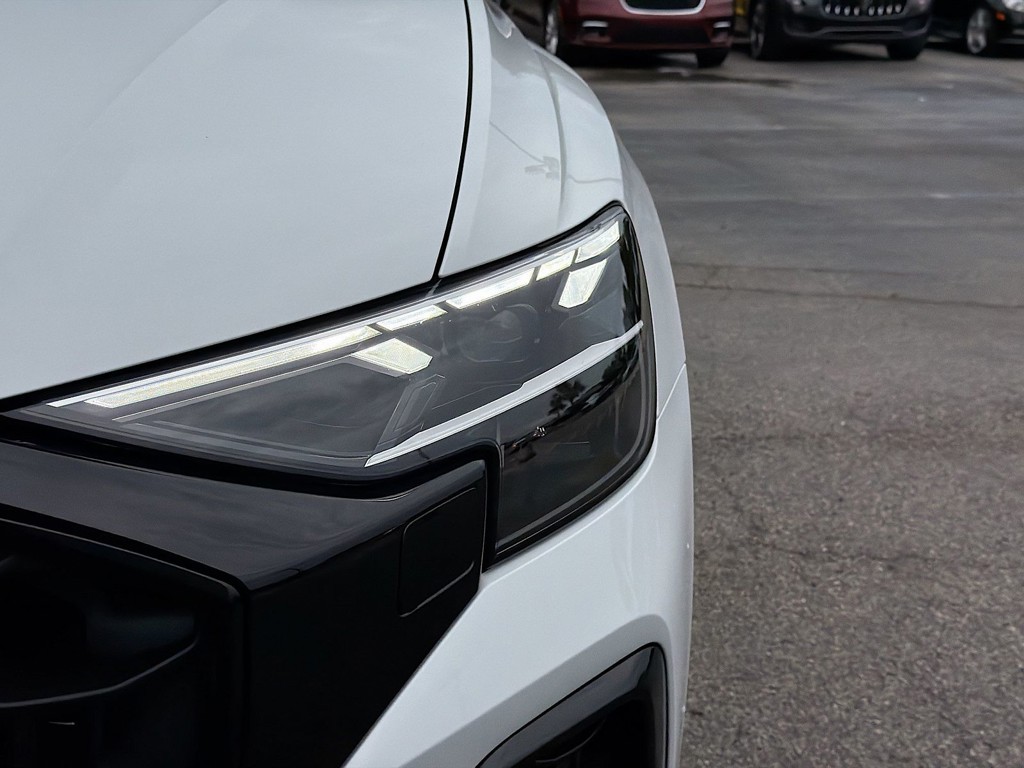 New 2026 Glacier White Metallic Audi Premium Plus image 9
