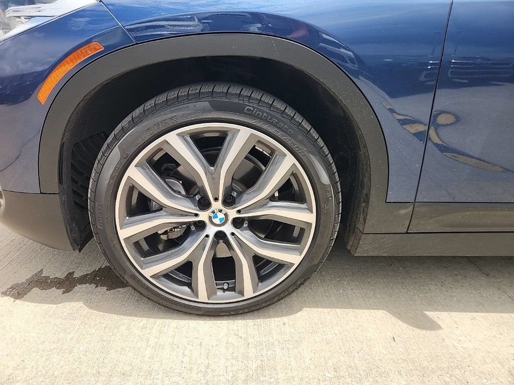 Used 2022 Phytonic Blue Metallic BMW xDrive28i image 7