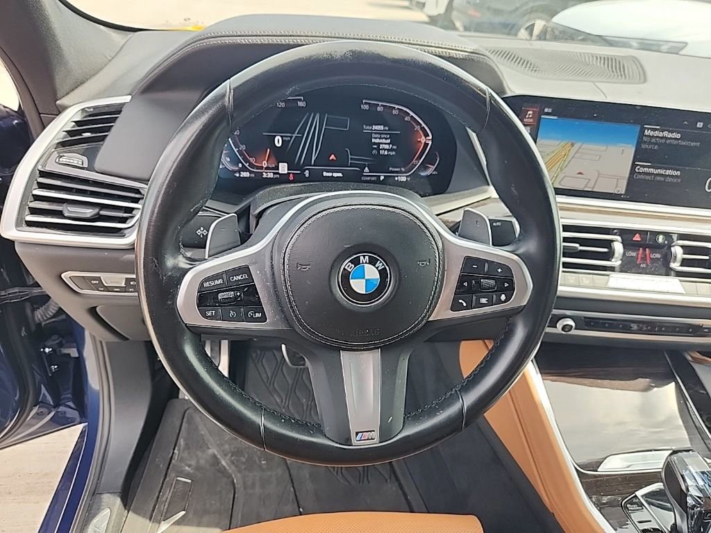 Certified Used 2023 Phytonic Blue Metallic BMW xDrive40i image 4