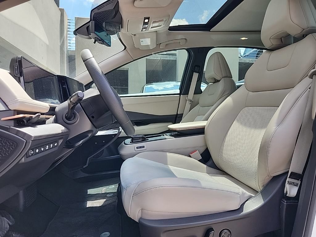 Used 2024 Nissan ARIYA Evolve+ with VIN JN1BF0BA6RM430802 for sale in Tampa, FL