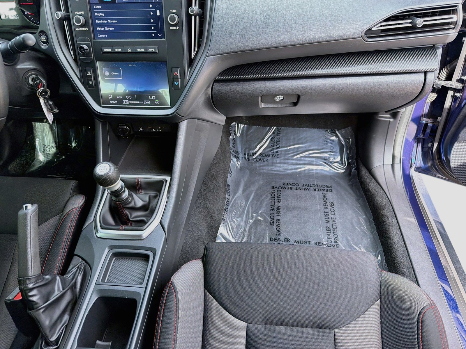 Used 2022 Sapphire Blue Subaru Base image 16