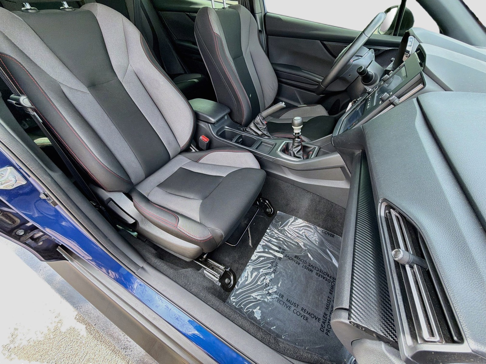 Used 2022 Sapphire Blue Subaru Base image 13