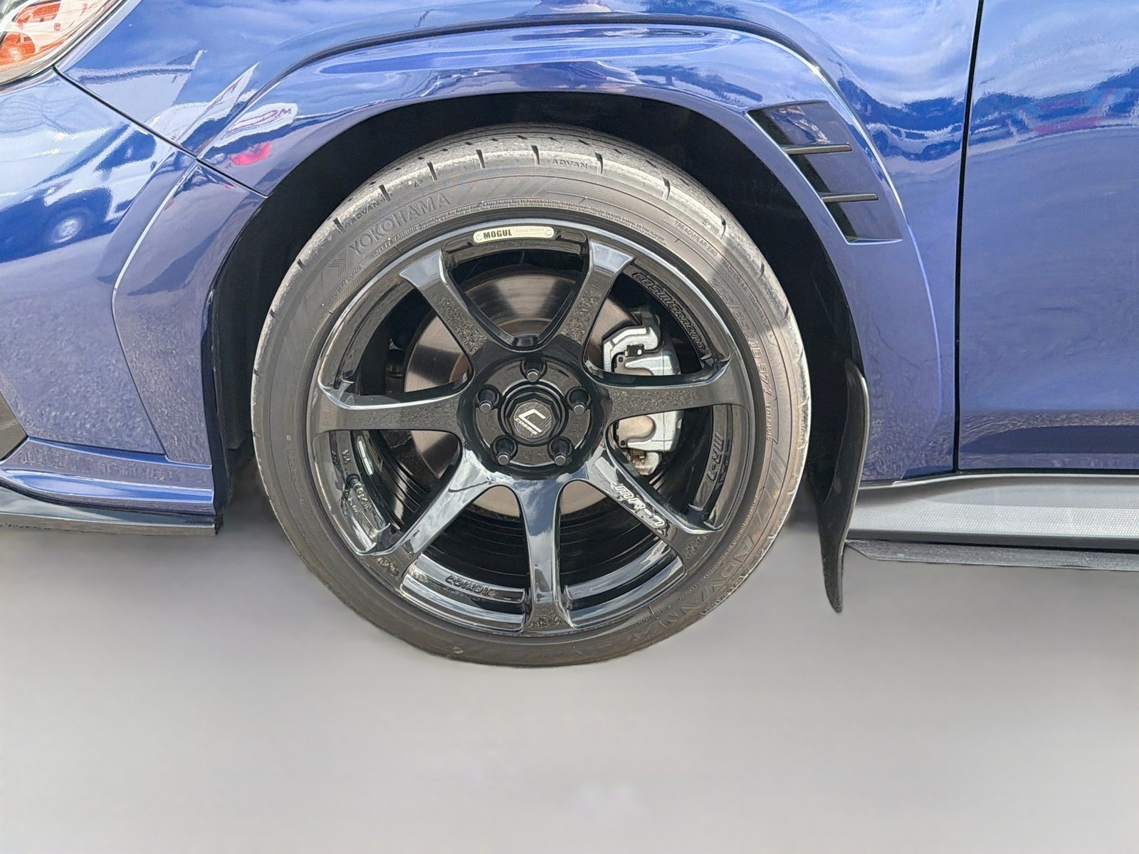Used 2022 Sapphire Blue Subaru Base image 39