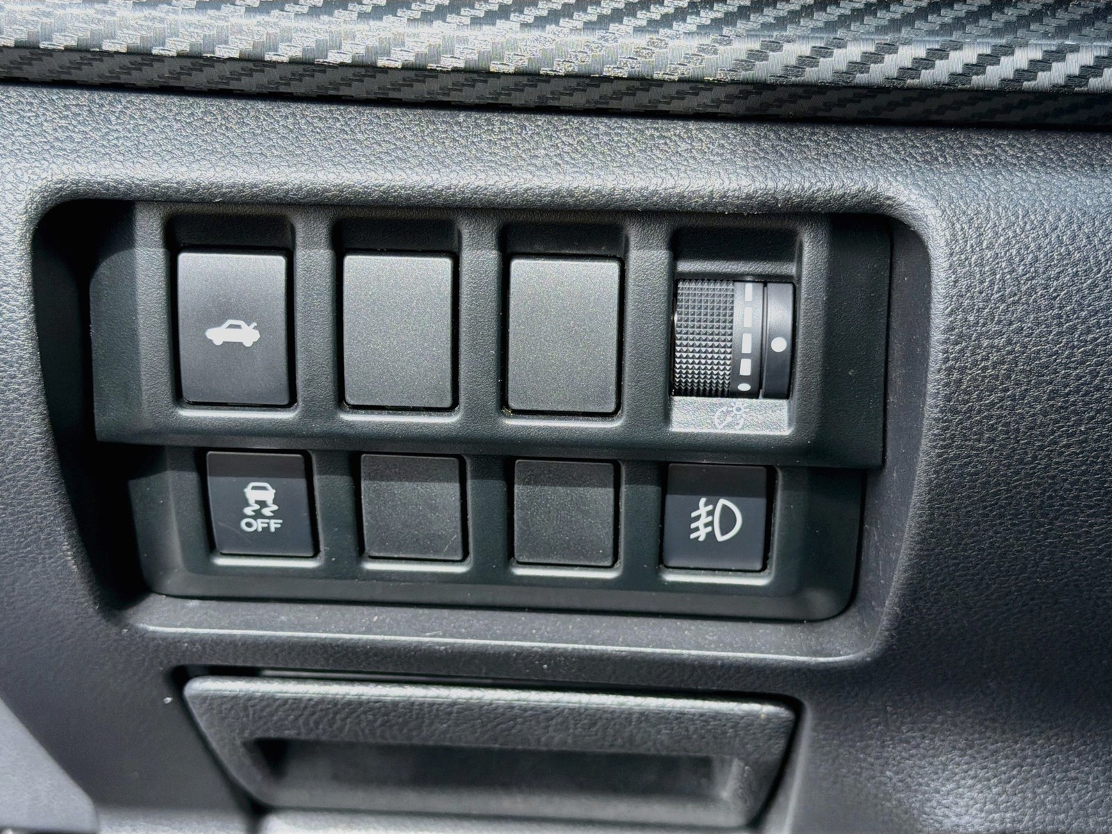 Used 2022 Sapphire Blue Subaru Base image 32