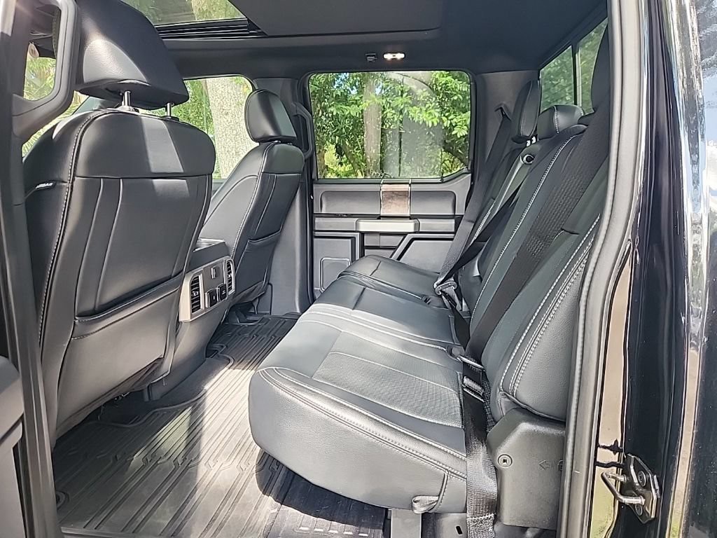 Used 2022 Agate Black Metallic Ford LARIAT image 3