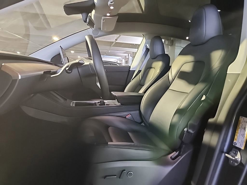 Used 2023 Tesla Model Y Long Range with VIN 7SAYGDEE4PA080442 for sale in Tampa, FL