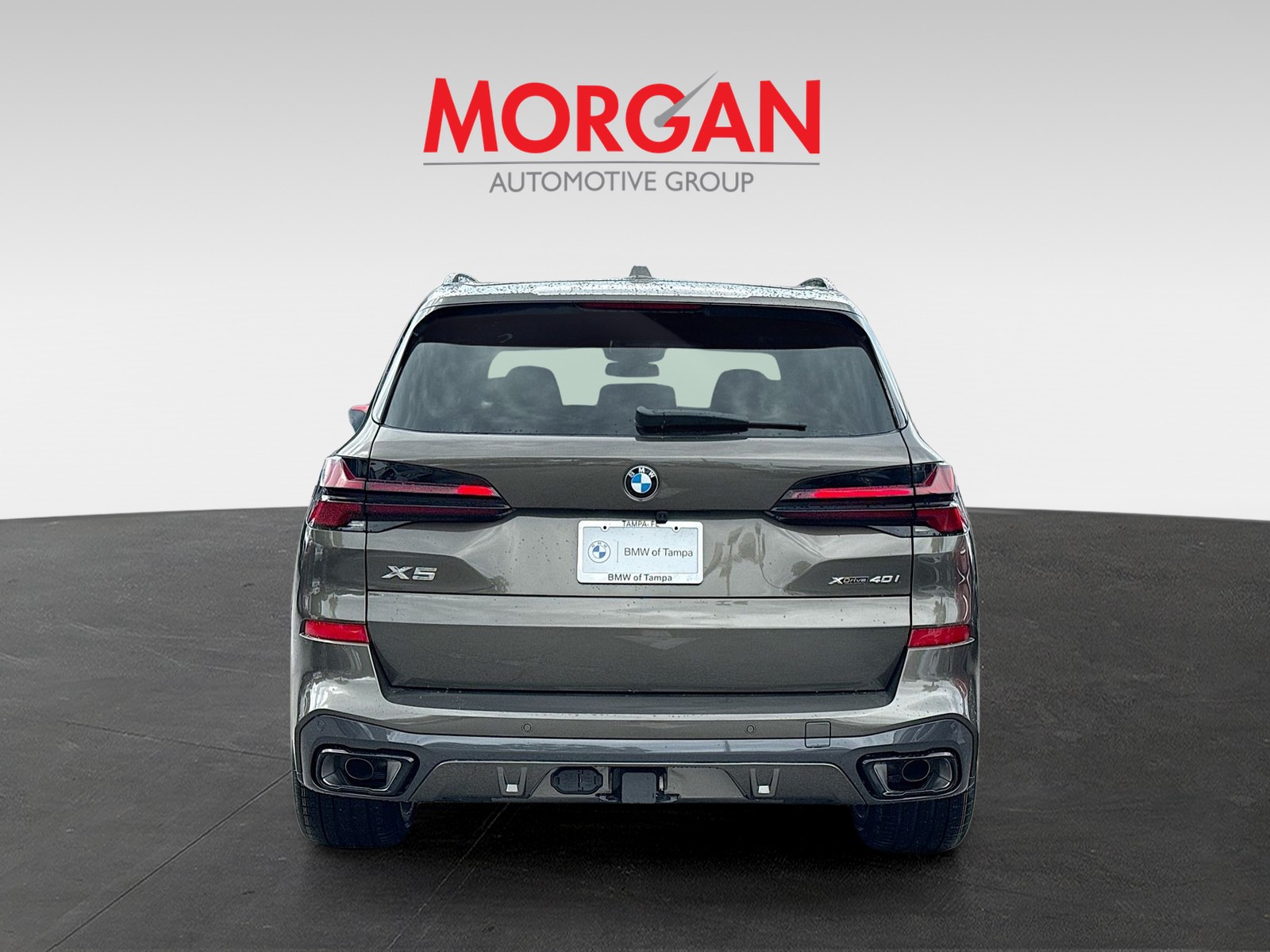 New 2026 Manhattan Green Metallic BMW xDrive40i image 4