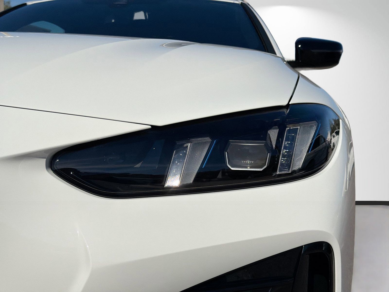 New 2026 Alpine White BMW 430i image 9