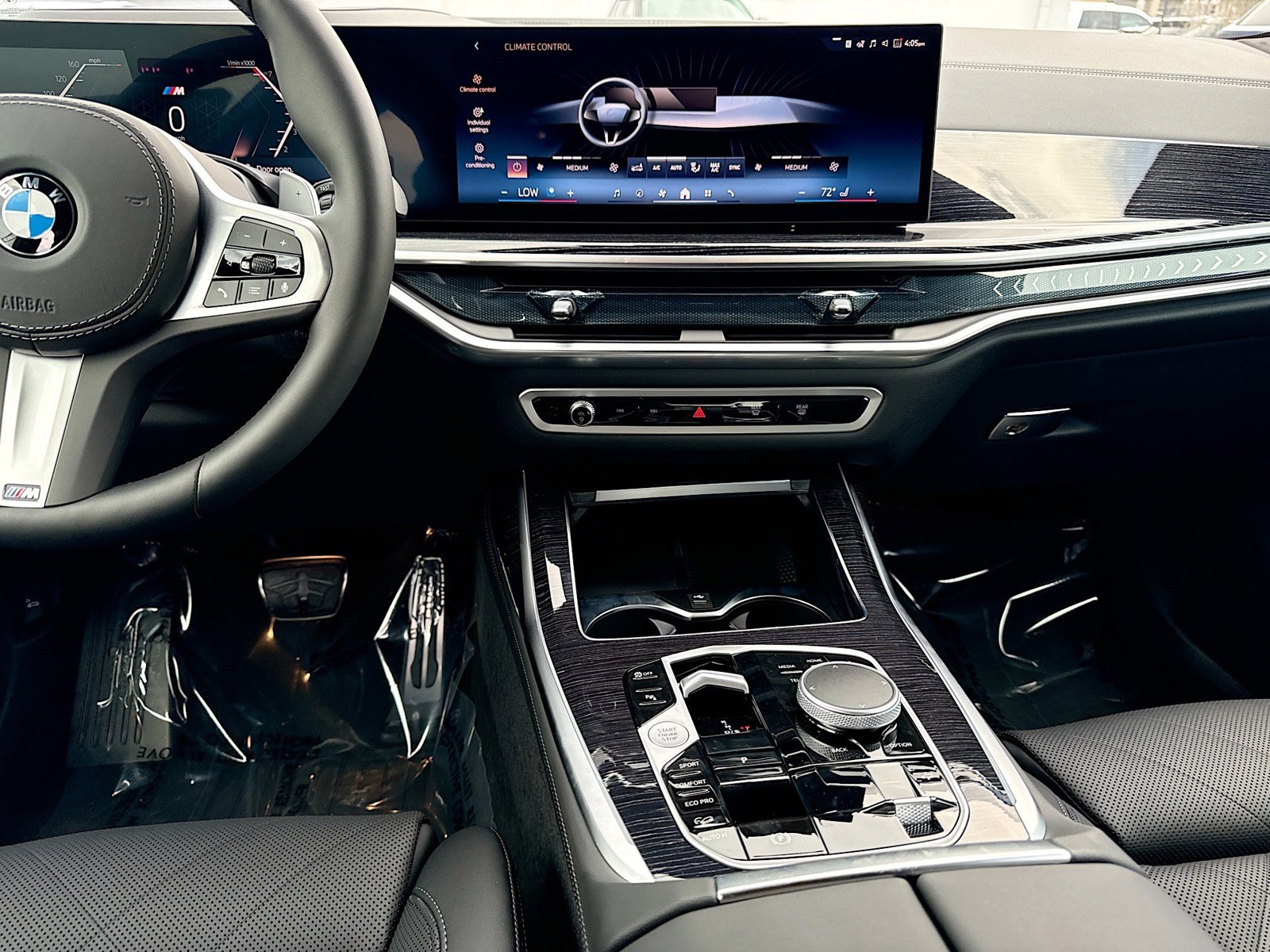New 2027 Black Sapphire Metallic BMW xDrive40i image 19