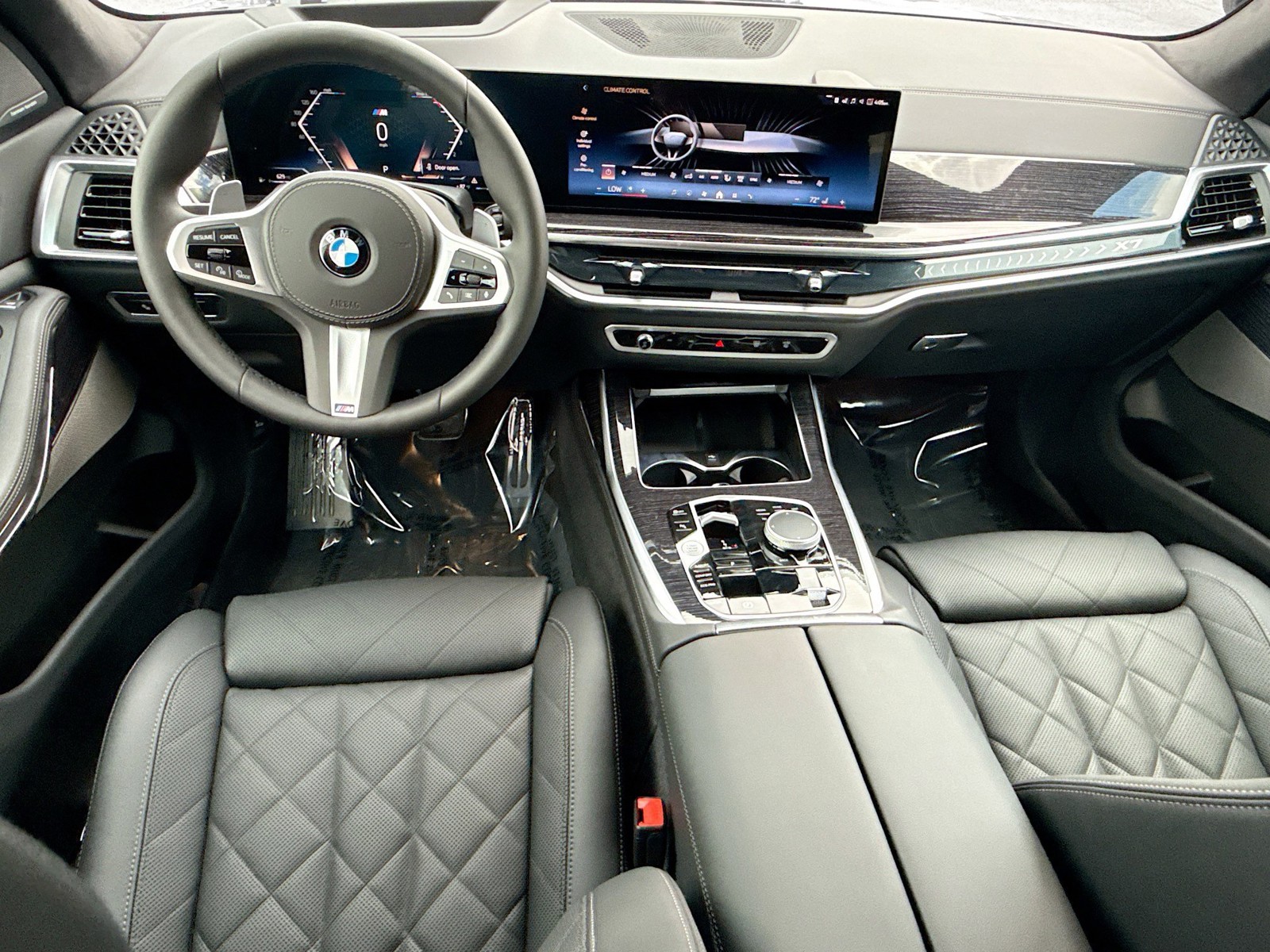 New 2027 Black Sapphire Metallic BMW xDrive40i image 16