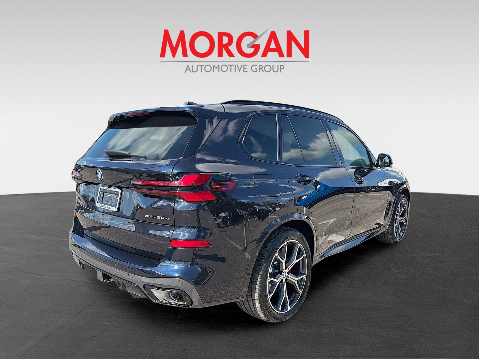 New 2026 Carbon Black Metallic BMW xDrive50e image 3