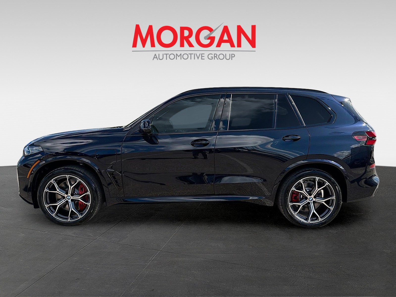 New 2026 Carbon Black Metallic BMW xDrive50e image 6
