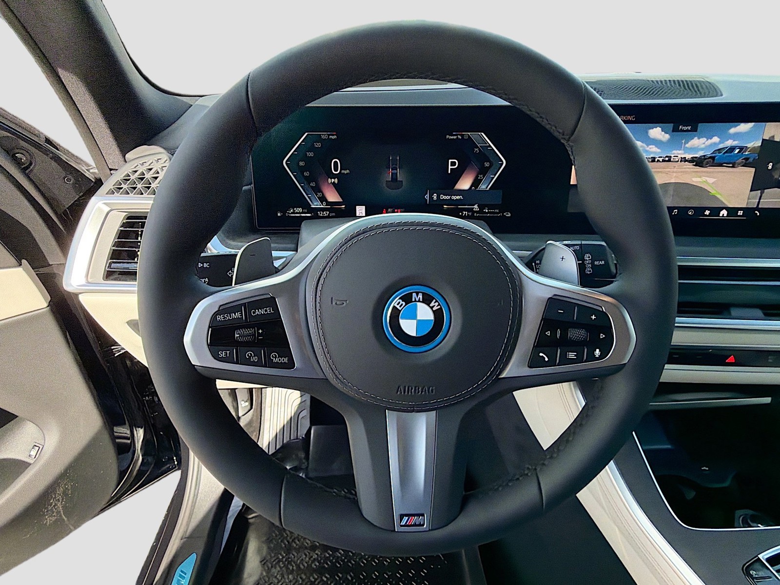 New 2026 Carbon Black Metallic BMW xDrive50e image 40