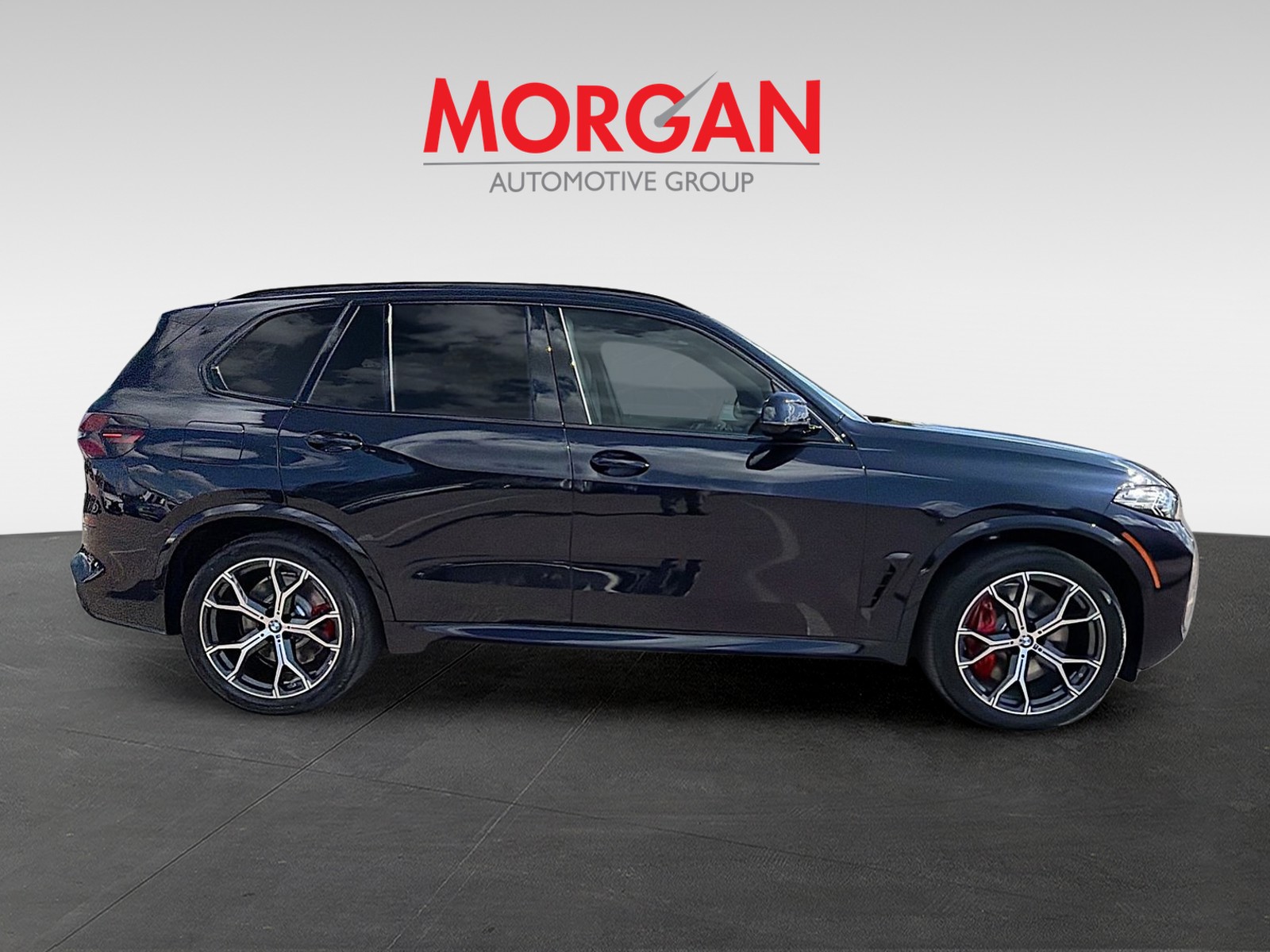 New 2026 Carbon Black Metallic BMW xDrive50e image 2