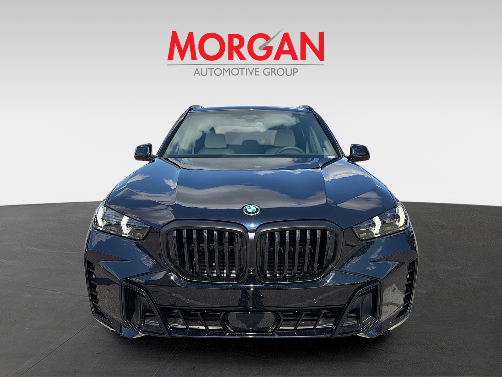 New 2026 Carbon Black Metallic BMW xDrive50e image 8