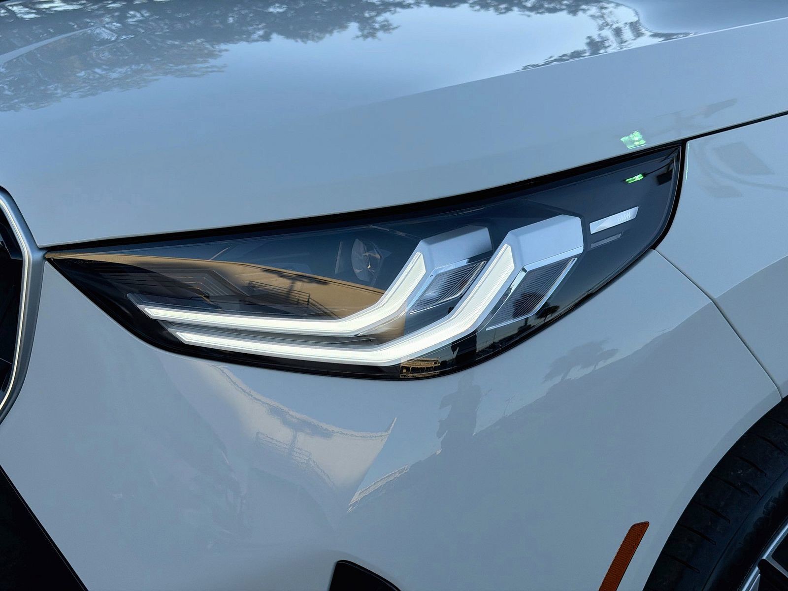 New 2026 Alpine White BMW 30 xDrive image 9