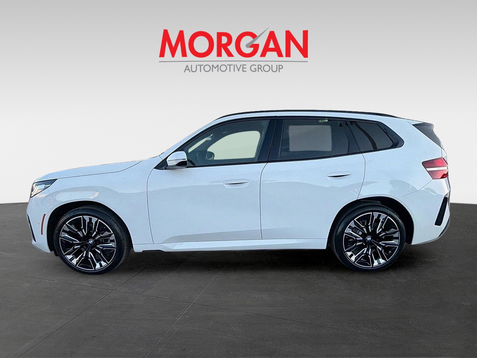 New 2026 Alpine White BMW 30 xDrive image 6