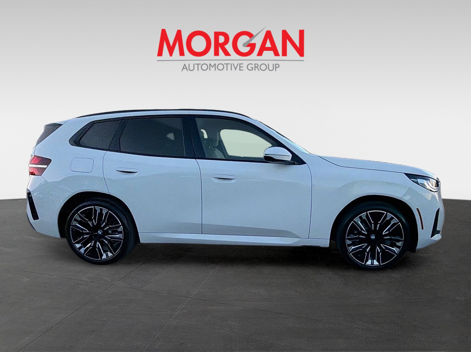 New 2026 Alpine White BMW 30 xDrive image 2