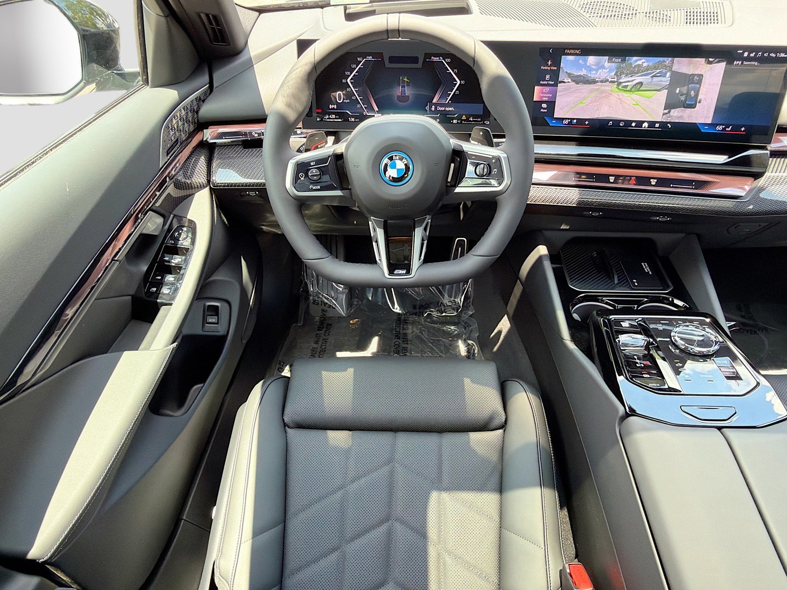 New 2027 Black Sapphire Metallic BMW 550e xDrive image 16