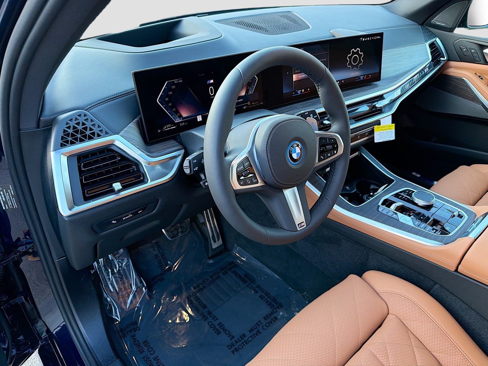 New 2026 Tanzanite Blue II Metallic BMW xDrive50e image 25