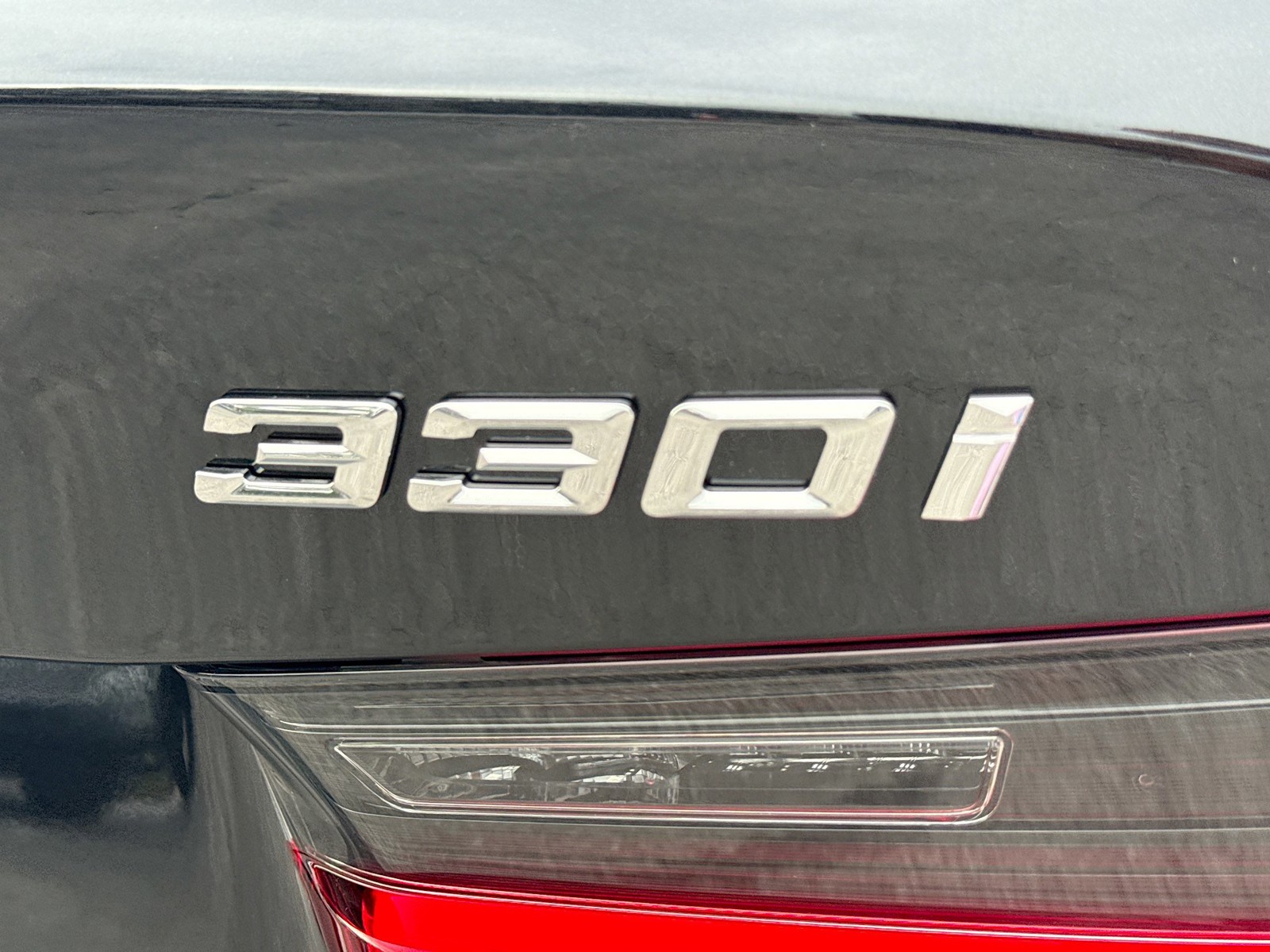New 2026 Black Sapphire Metallic BMW 330i image 11