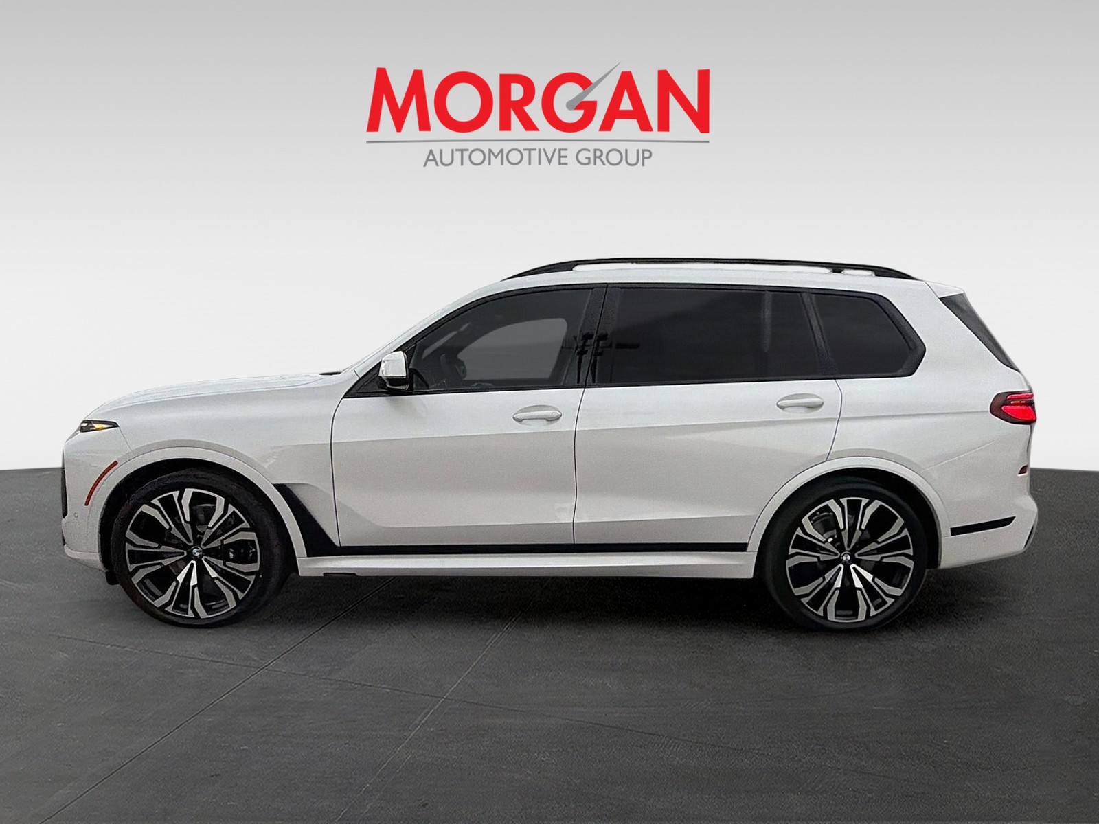 New 2027 Mineral White Metallic BMW xDrive40i image 6