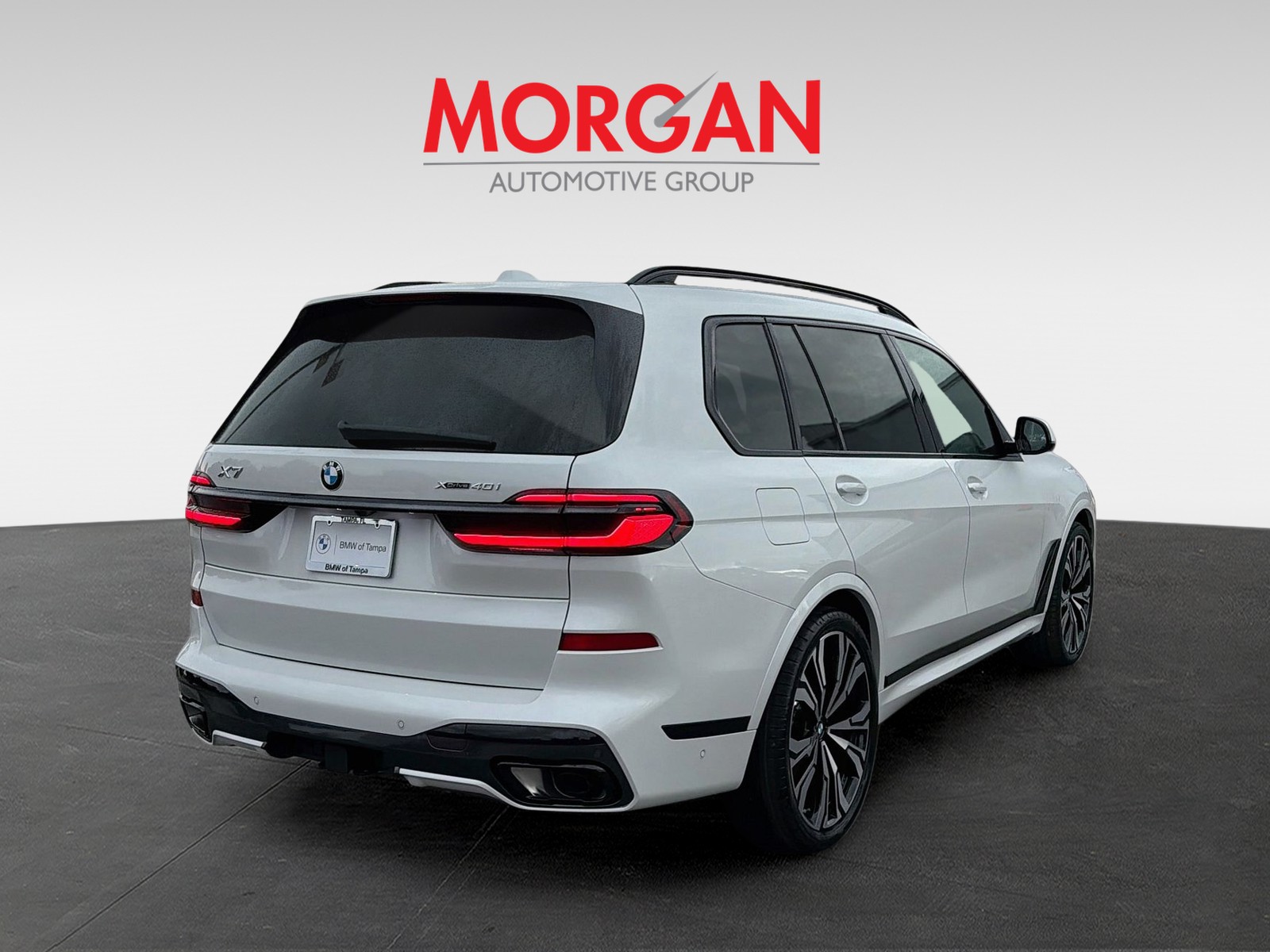 New 2027 Mineral White Metallic BMW xDrive40i image 3
