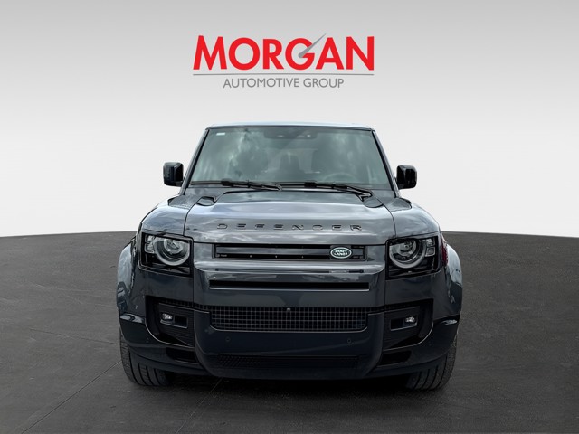 Used 2023 Carpathian Gray Premium Metallic Land Rover Carpathian Edition image 8
