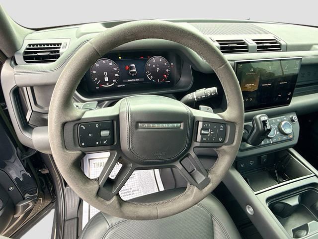 Used 2023 Carpathian Gray Premium Metallic Land Rover Carpathian Edition image 39