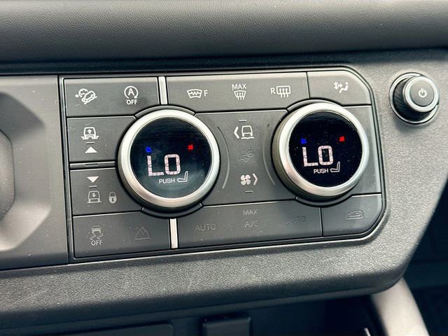 Used 2023 Carpathian Gray Premium Metallic Land Rover Carpathian Edition image 34