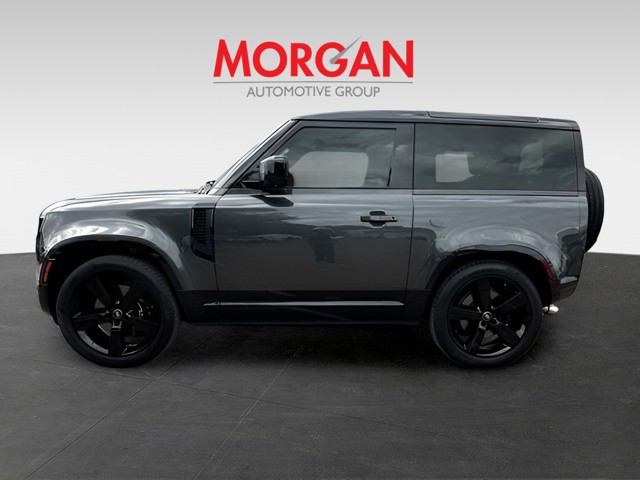 Used 2023 Carpathian Gray Premium Metallic Land Rover Carpathian Edition image 6