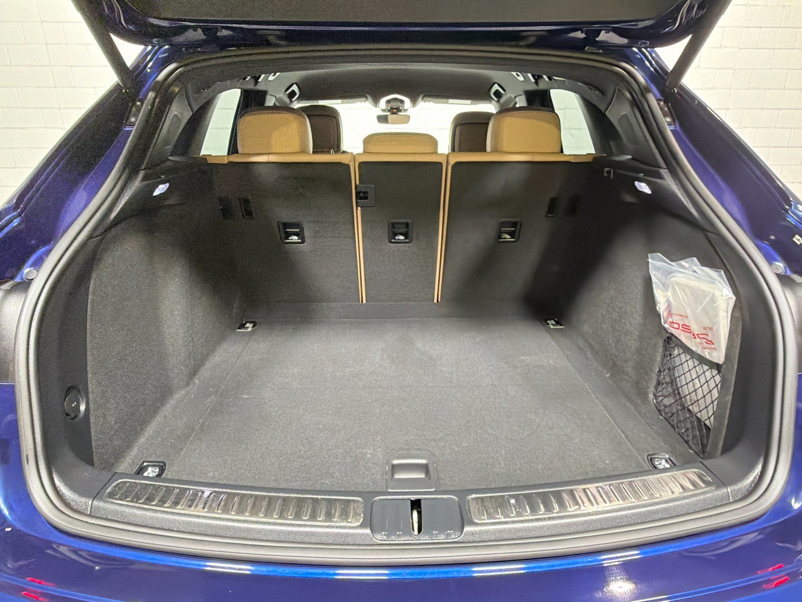 Certified Used 2026 Gentian Blue Metallic Porsche  image 13