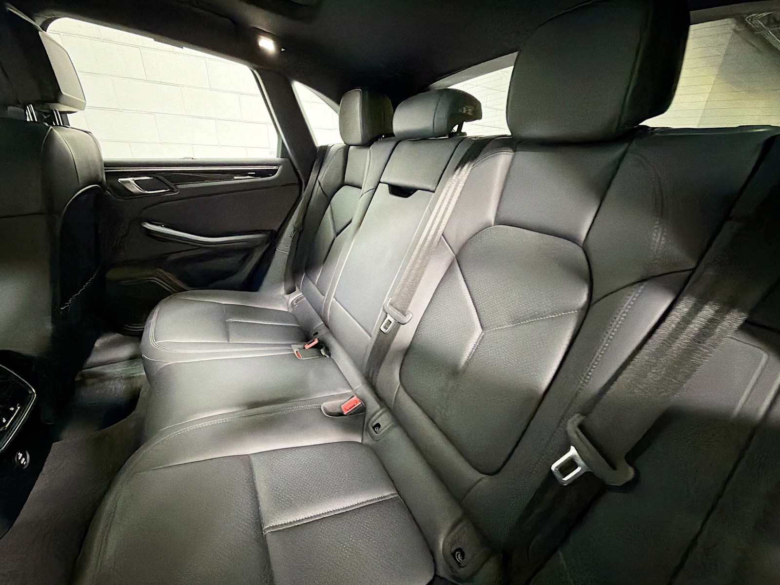 Certified Used 2023 Dolomite Silver Metallic Porsche  image 20