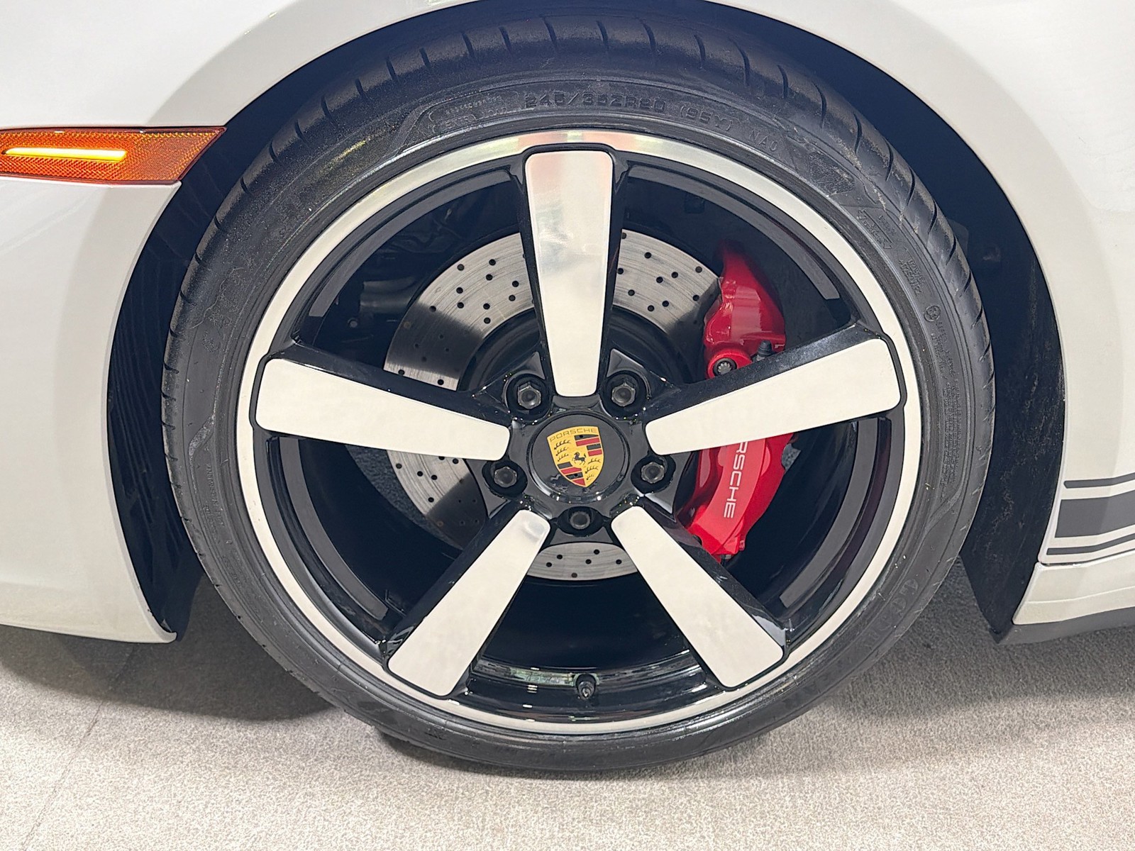 Certified Used 2021 Chalk Porsche Carrera 4S image 39