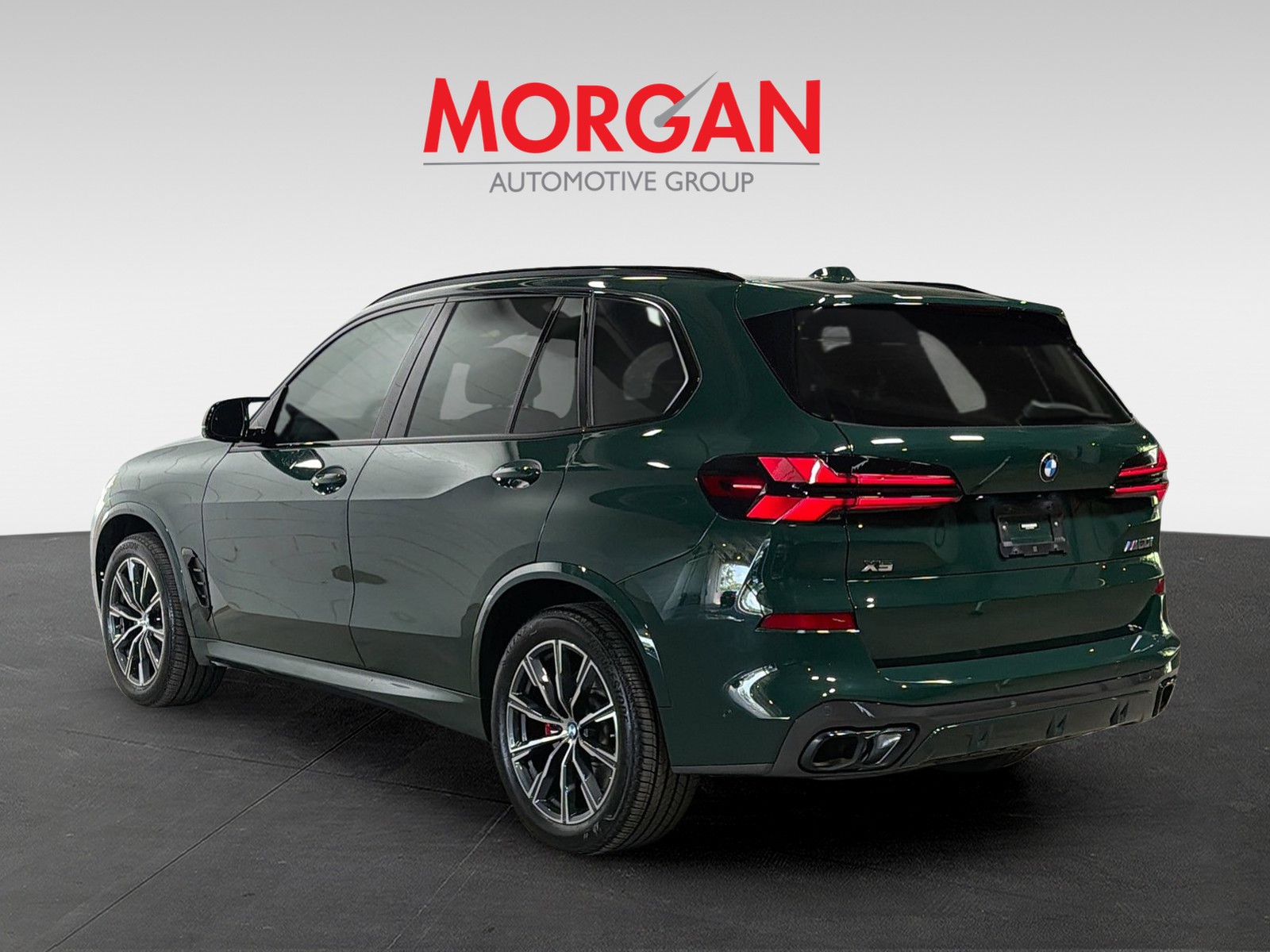 Used 2024 British Racing Green BMW M60i image 3