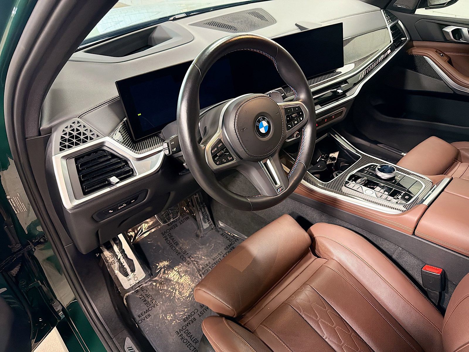 Used 2024 British Racing Green BMW M60i image 4