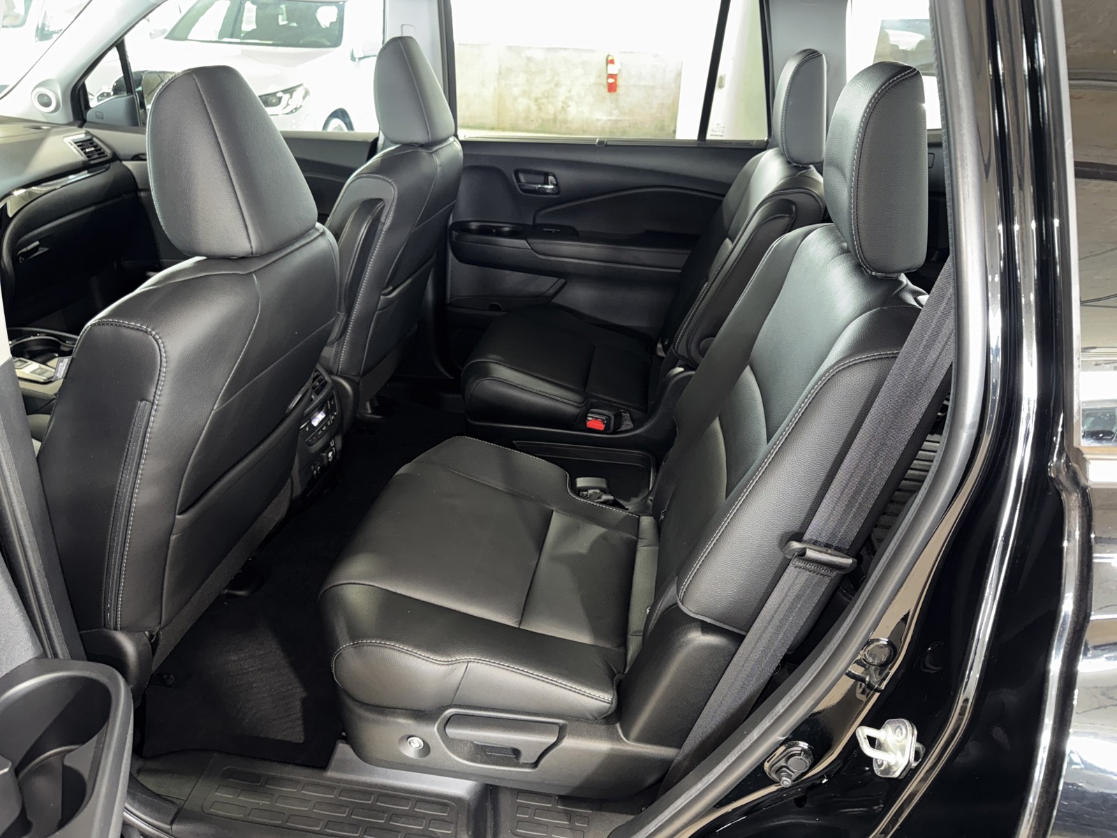 Used 2022 Black Honda Touring image 15