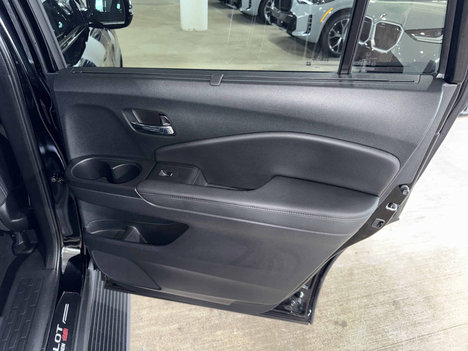 Used 2022 Black Honda Touring image 11