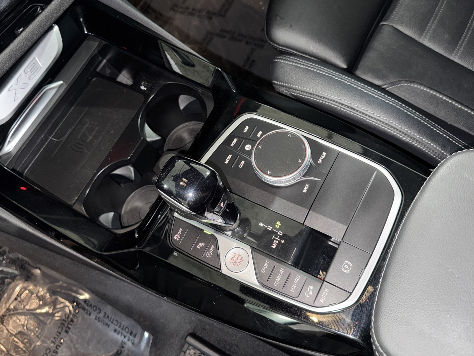 Used 2024 Gray BMW xDrive30i image 28