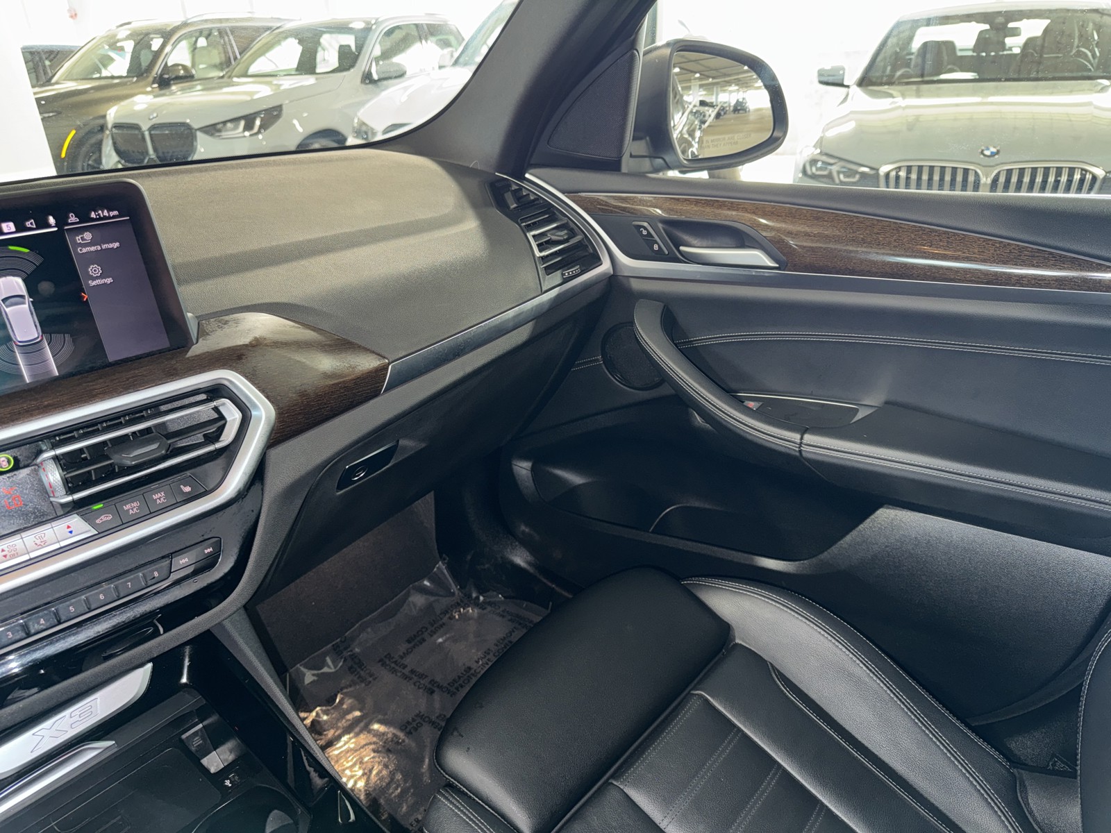 Used 2024 Gray BMW xDrive30i image 30