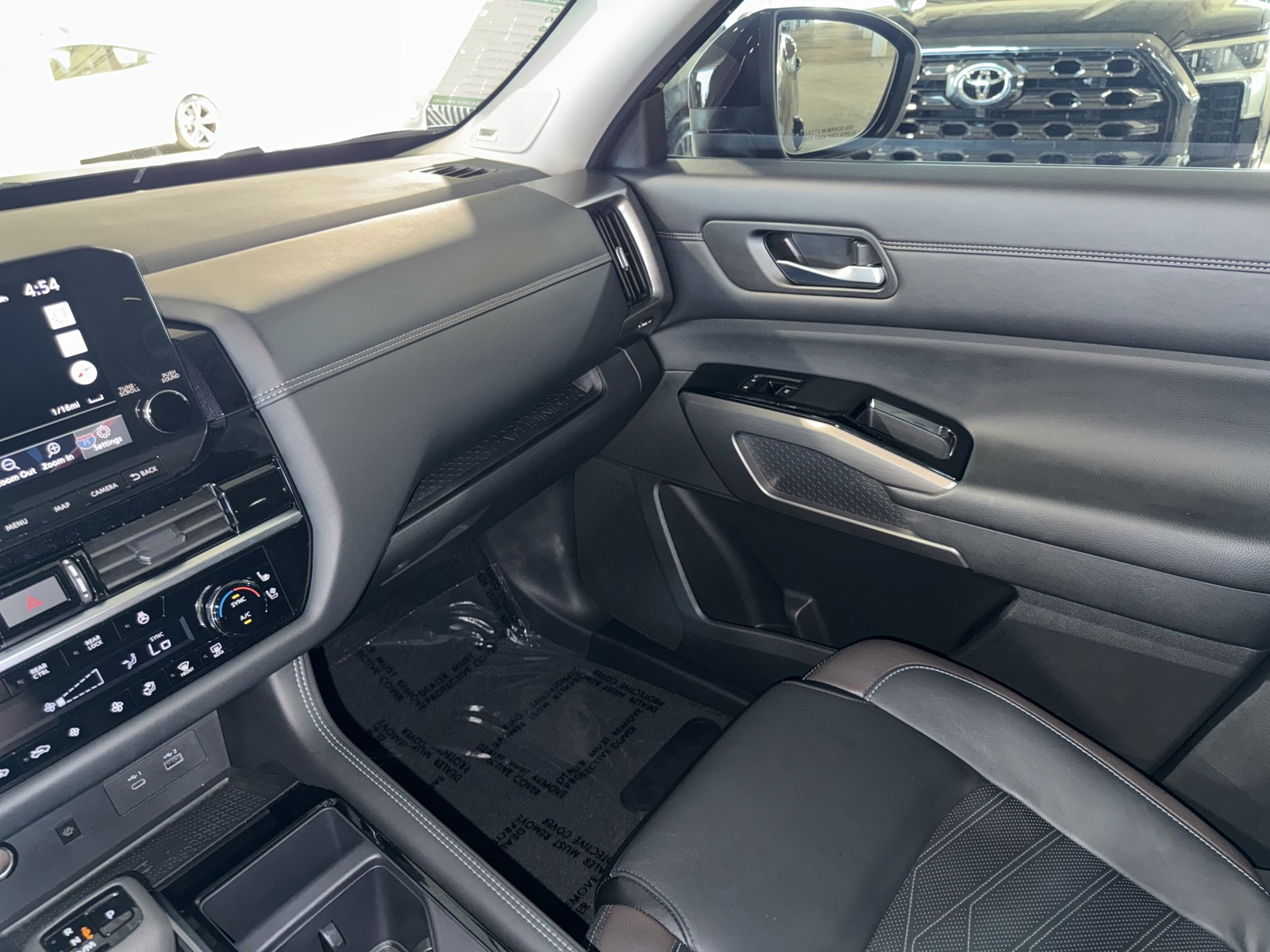 Used 2024 Black Nissan Platinum image 26