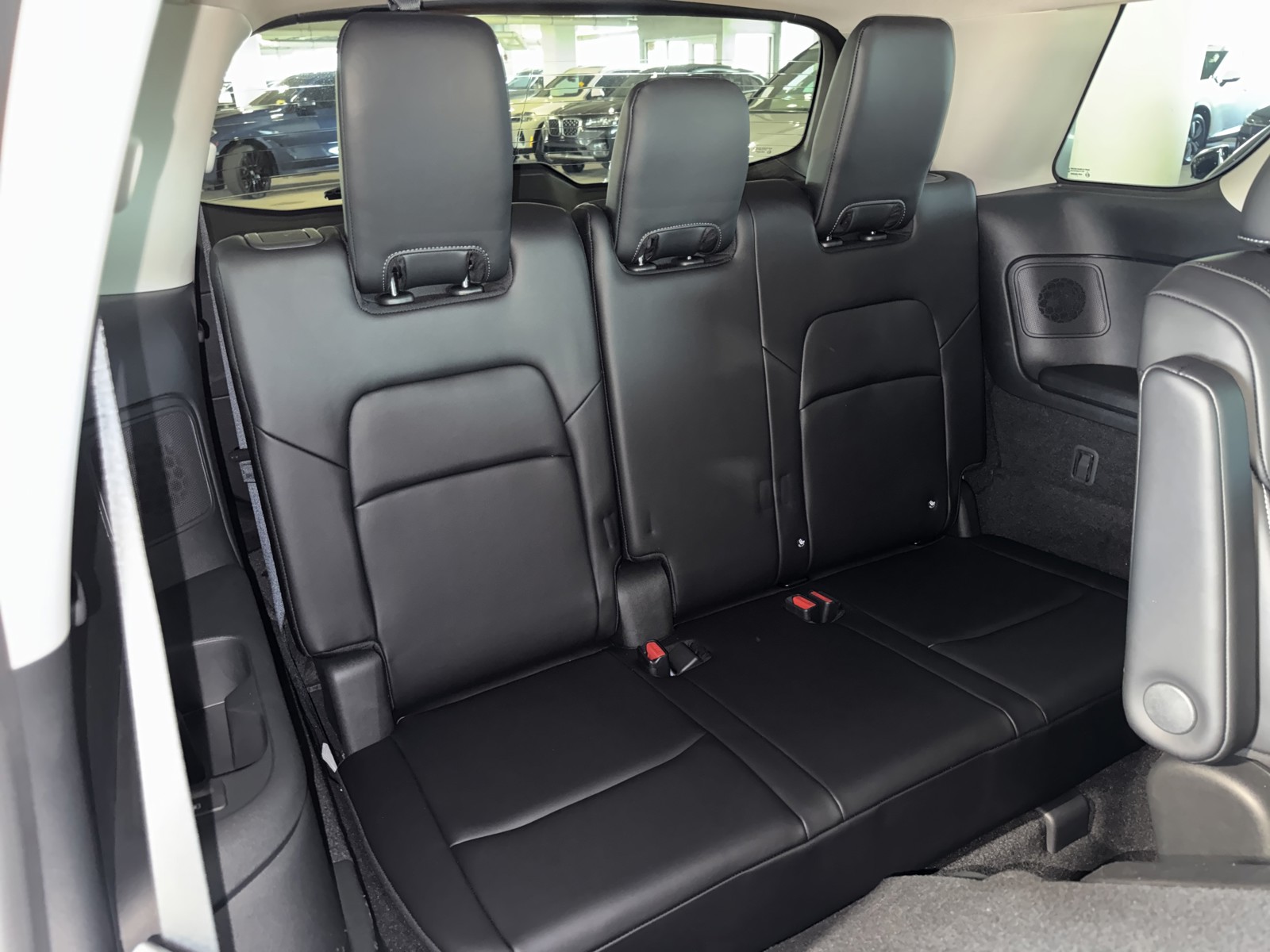 Used 2024 Black Nissan Platinum image 16