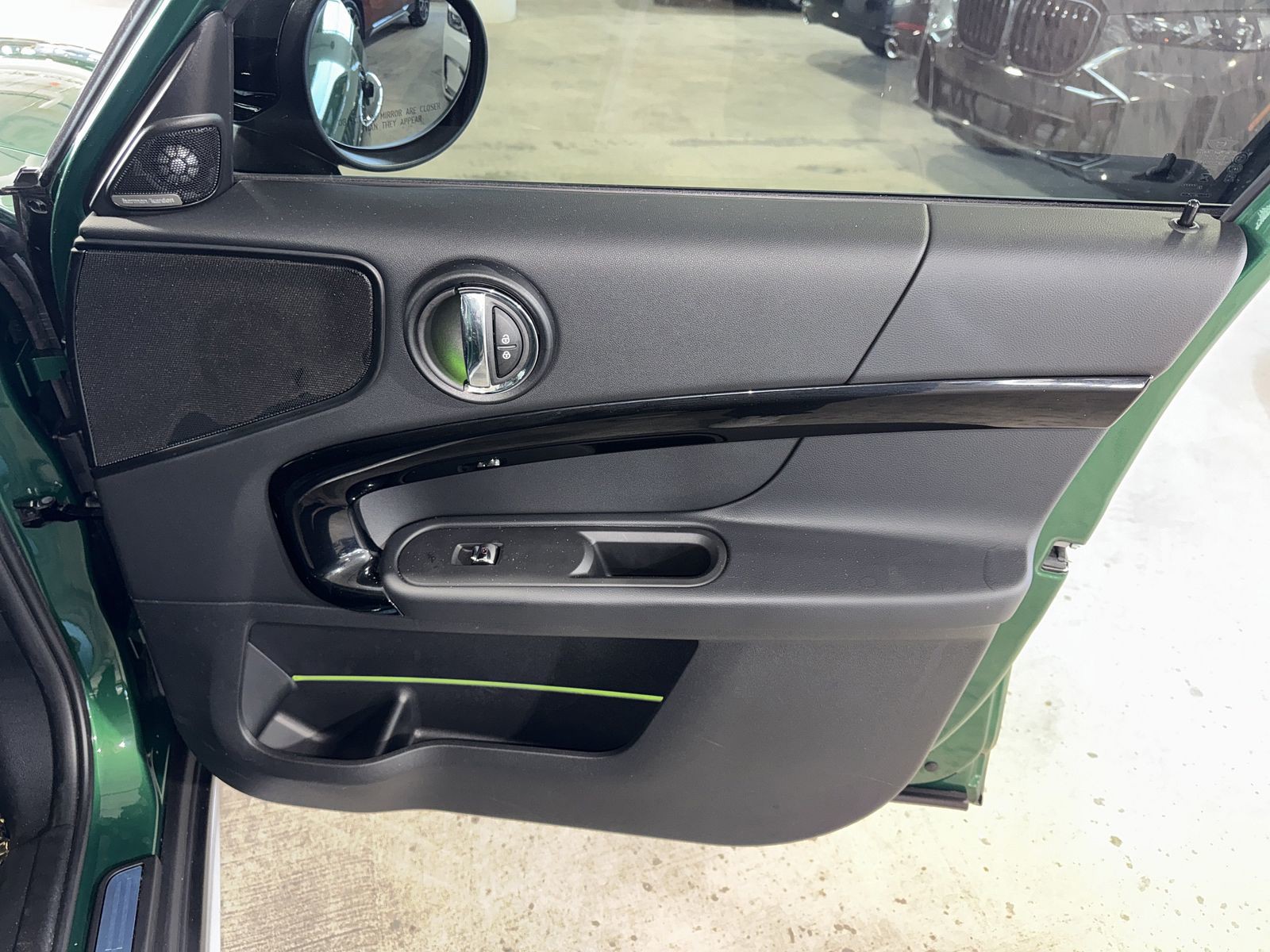 Certified Used 2024 Green MINI Signature image 10