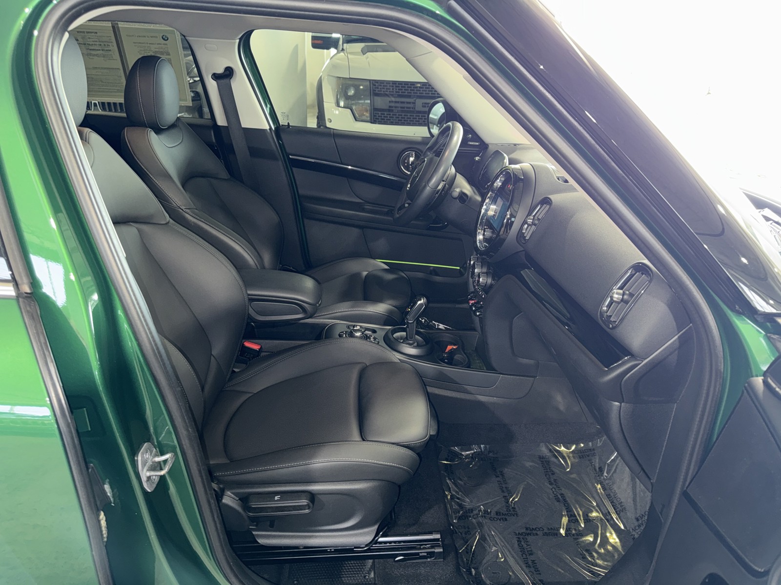 Certified Used 2024 Green MINI Signature image 11