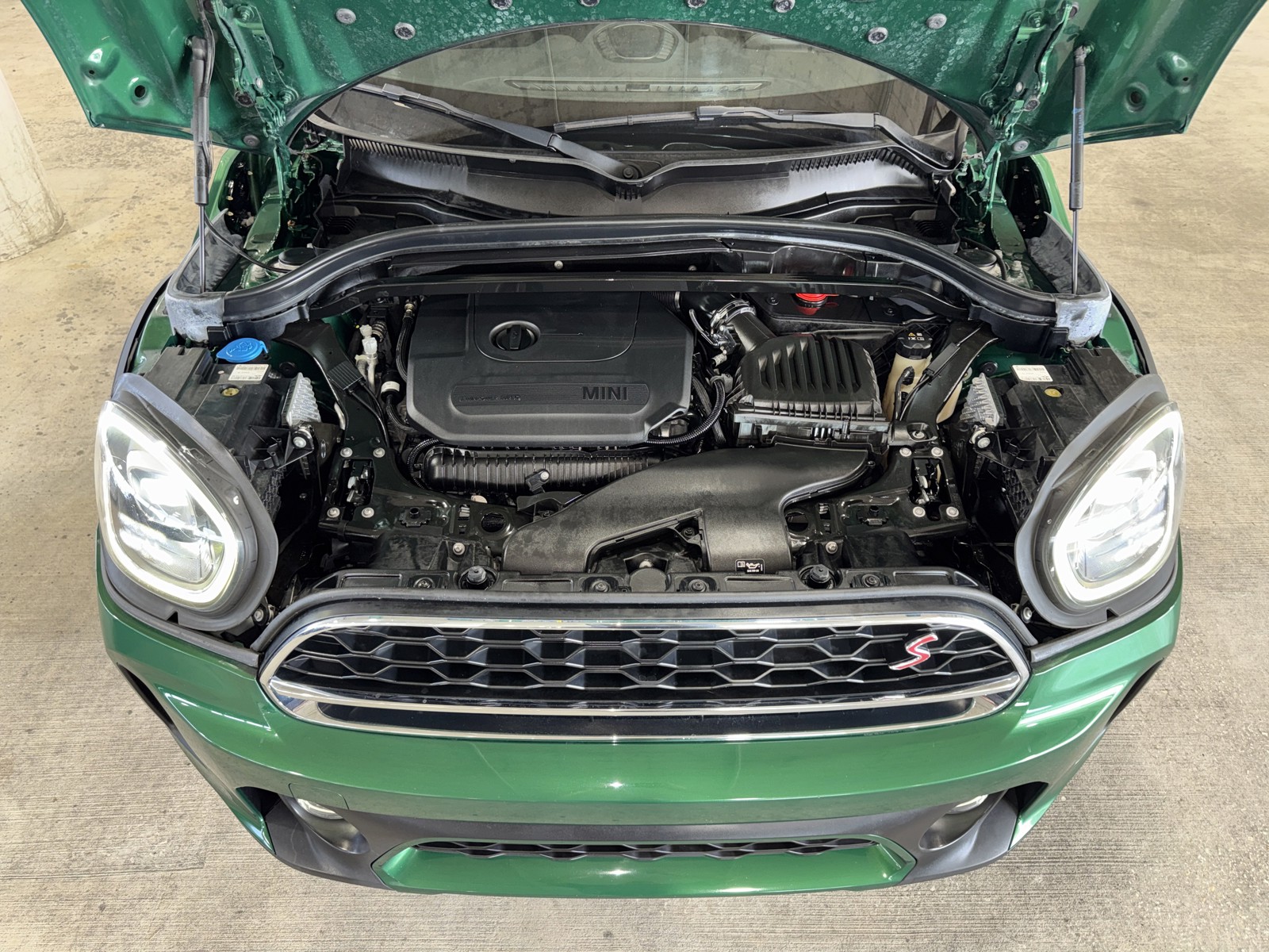 Certified Used 2024 Green MINI Signature image 34