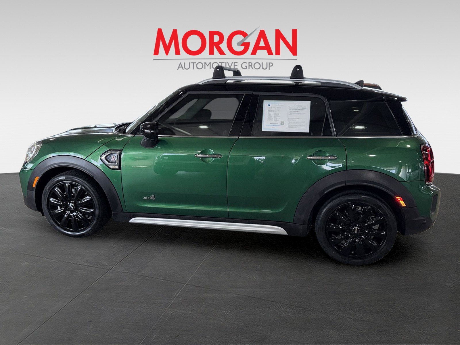 Certified Used 2024 Green MINI Signature image 6