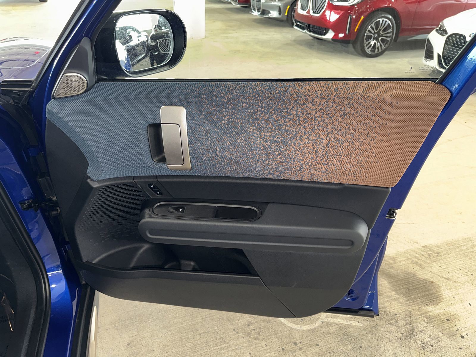 Certified Used 2025 Blue MINI Signature Plus image 9