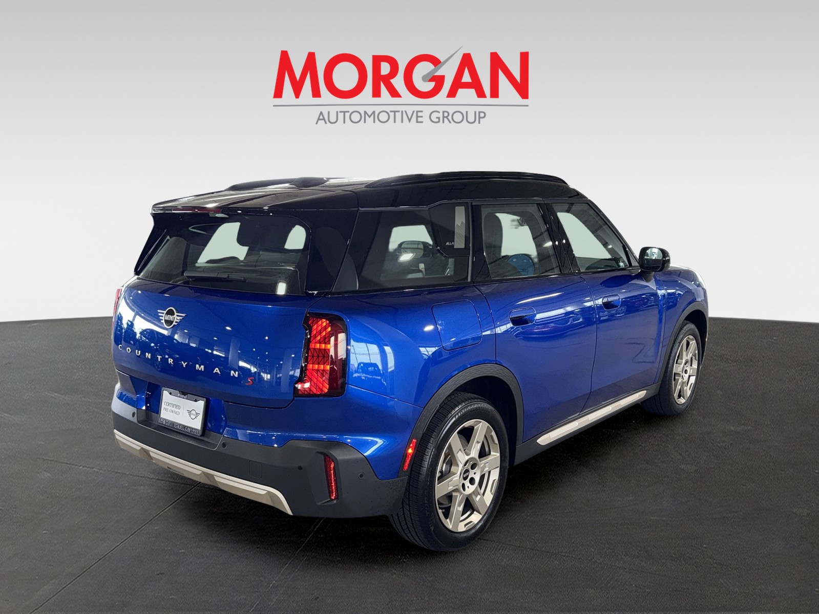 Certified Used 2025 Blue MINI Signature Plus image 8