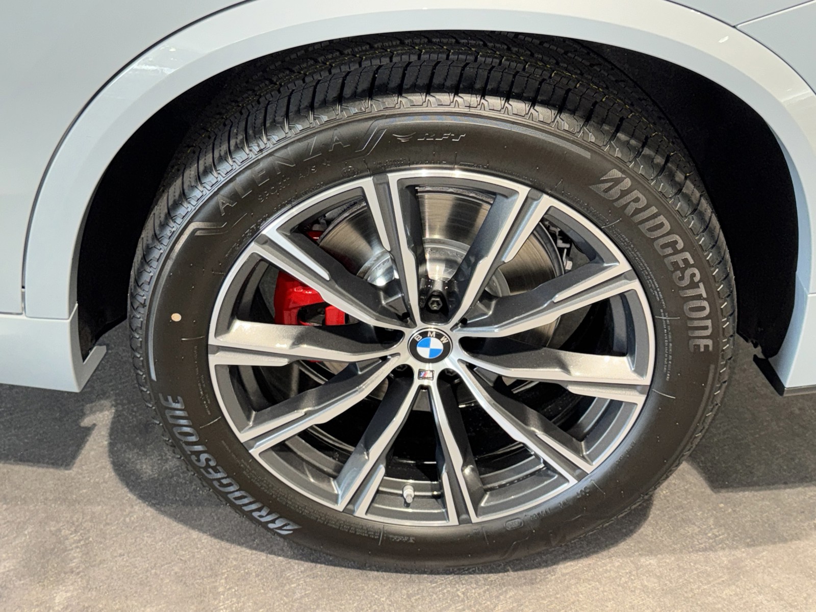 New 2026 Gray BMW sDrive40i image 25