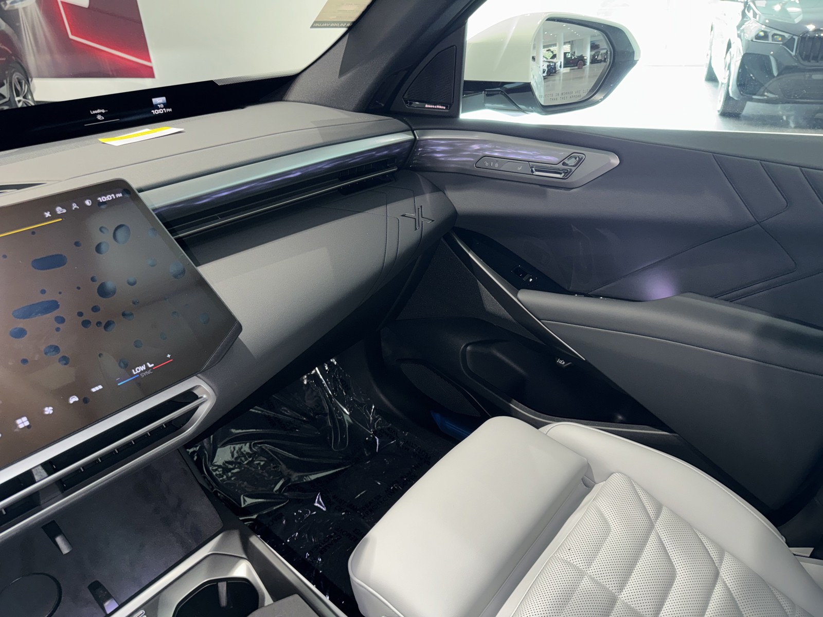 New 2027 White BMW  image 21